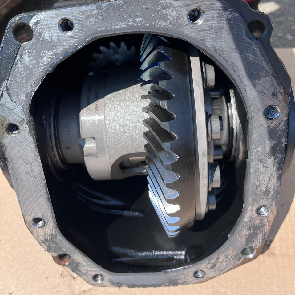 MERCEDES-BENZ E-Class Rear Differential W213 A2133503808 - Differenzial Getriebe: das Bild 2 MERCEDES-BENZ E-Class Rear Differential W213 A2133503808 - Differenzial Getriebe: das Bild 2