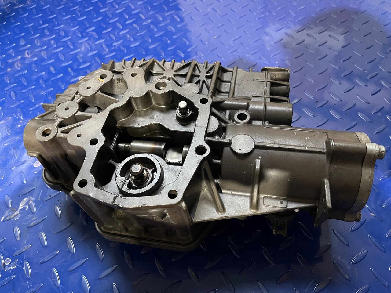 Mercedes Actros Arocs Euro 6 FESTO TCM VIRGIN Gear Selector 4463534021 Gear Selector a0204461109 - Getriebe und Teile für LKW: das Bild 3 Mercedes Actros Arocs Euro 6 FESTO TCM VIRGIN Gear Selector 4463534021 Gear Selector a0204461109 - Getriebe und Teile für LKW: das Bild 3