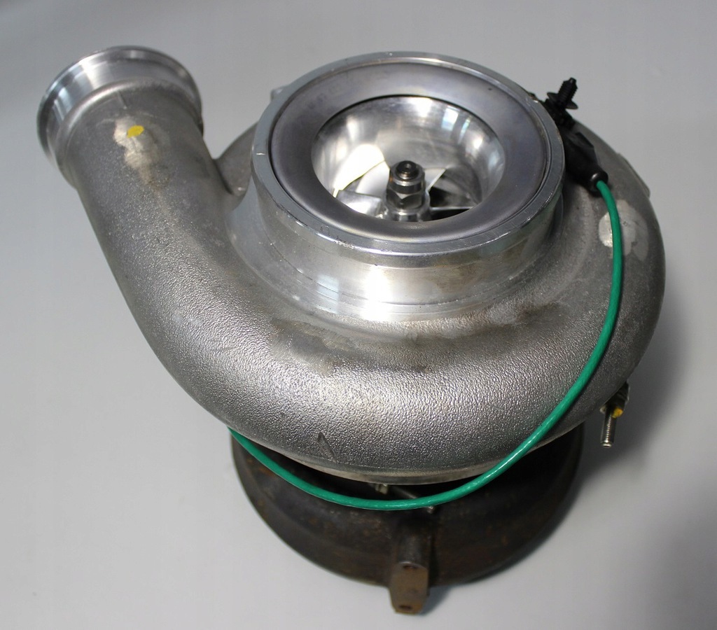 Mercedes Actros Arocs MP4 Turbo A4710904480 - Turbolader für LKW: das Bild 3 Mercedes Actros Arocs MP4 Turbo A4710904480 - Turbolader für LKW: das Bild 3