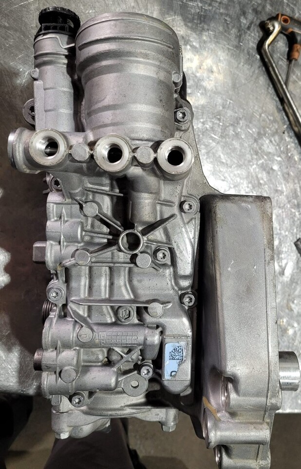Mercedes Actros Fuel Filter Housing A4710909352 - Kraftstofffilter für LKW: das Bild 4 Mercedes Actros Fuel Filter Housing A4710909352 - Kraftstofffilter für LKW: das Bild 4