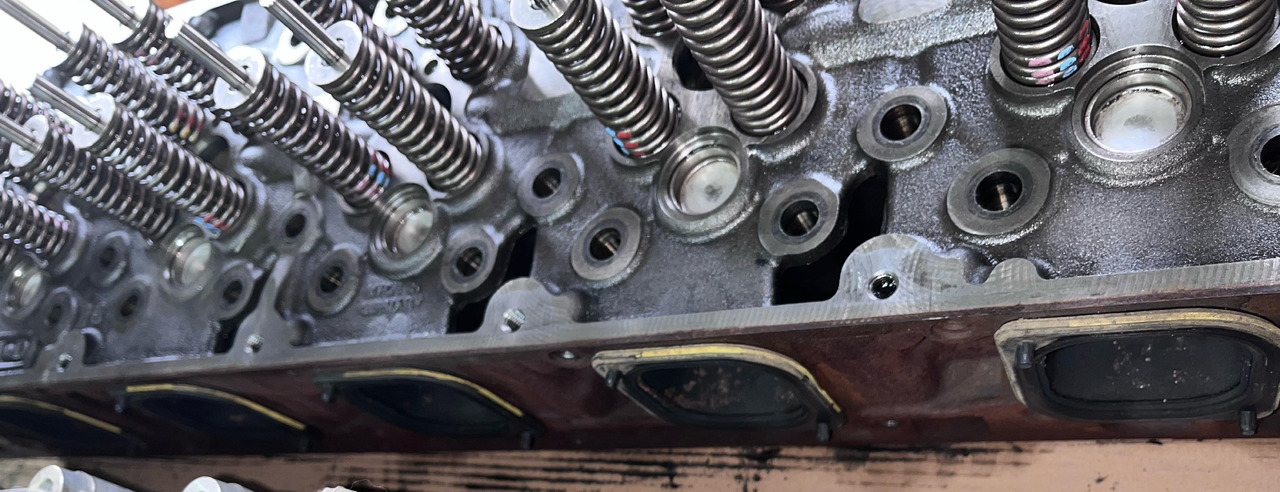 Mercedes Actros MP4 Euro 6 Cylinderhead OM470 - Motor und Teile für LKW: das Bild 3 Mercedes Actros MP4 Euro 6 Cylinderhead OM470 - Motor und Teile für LKW: das Bild 3