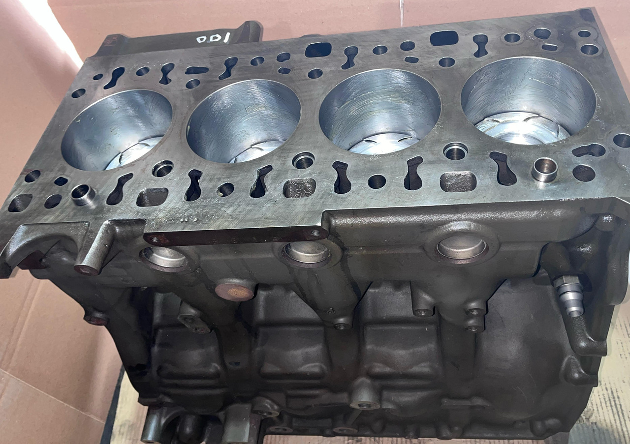 Mercedes Benz Chiulasa + Bloc Motor Reconditionat OM934 Euro 6 - Motor für LKW: das Bild 3 Mercedes Benz Chiulasa + Bloc Motor Reconditionat OM934 Euro 6 - Motor für LKW: das Bild 3