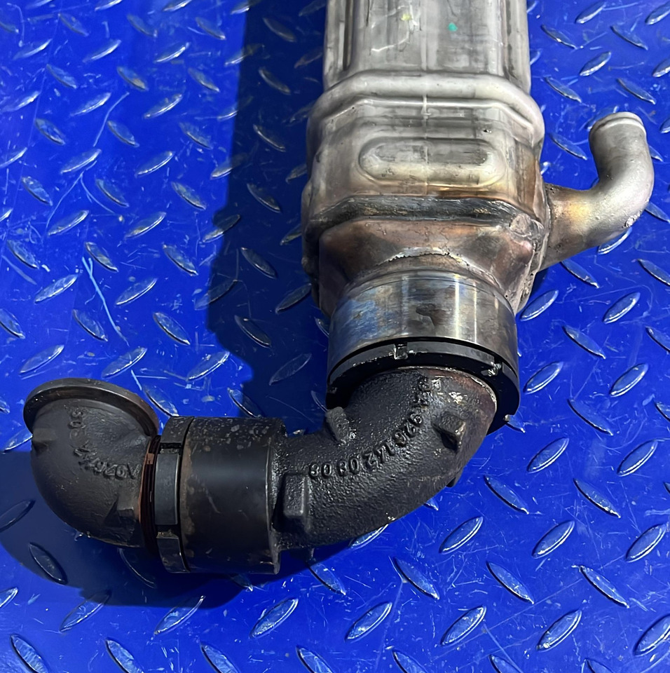 Mercedes Benz /DETROIT EGR OM926 A9261420679 (A9261420379) - AGR-Kühler: das Bild 4 Mercedes Benz /DETROIT EGR OM926 A9261420679 (A9261420379) - AGR-Kühler: das Bild 4