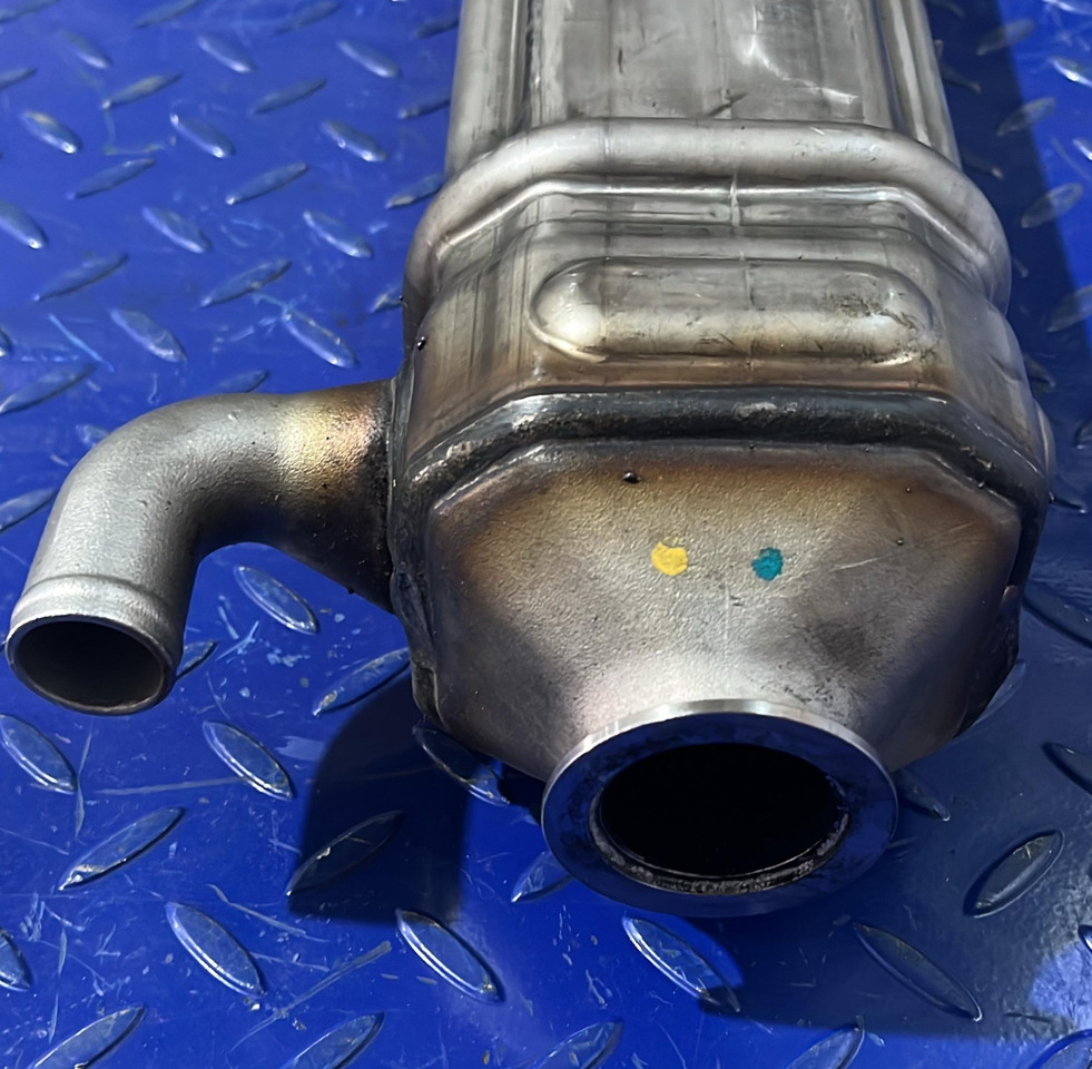 Mercedes Benz /DETROIT EGR OM926 A9261420679 (A9261420379) - AGR-Kühler: das Bild 3 Mercedes Benz /DETROIT EGR OM926 A9261420679 (A9261420379) - AGR-Kühler: das Bild 3