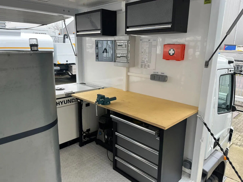 Mercedes-Benz Atego 1725 A 4x4 Service Truck - Leasing Mercedes-Benz Atego 1725 A 4x4 Service Truck: das Bild 17