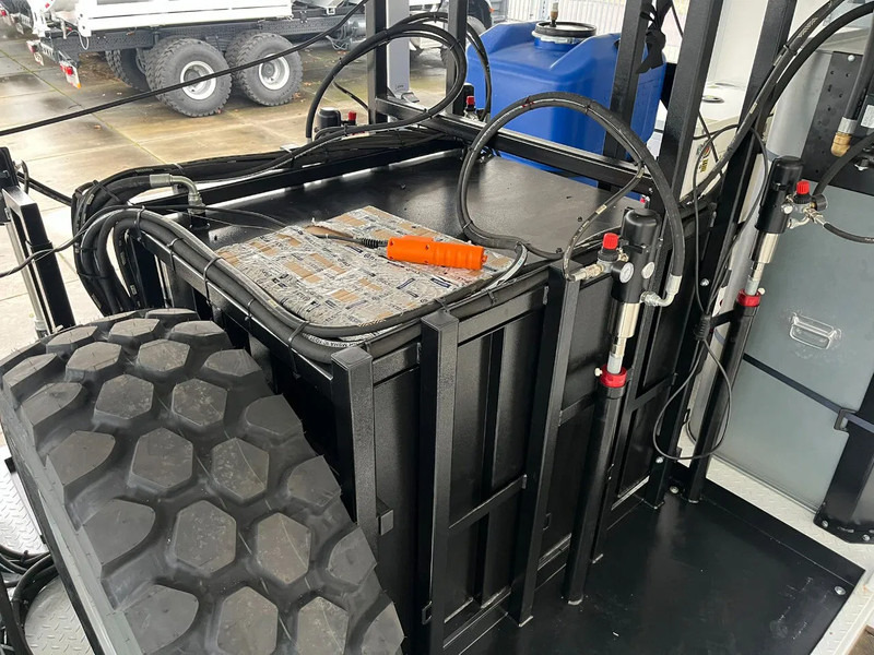 Mercedes-Benz Atego 1725 A 4x4 Service Truck - Leasing Mercedes-Benz Atego 1725 A 4x4 Service Truck: das Bild 15