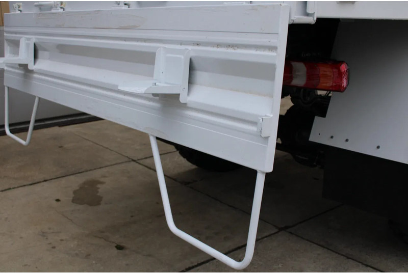 Mercedes-Benz Arocs 1836 A 4x4 Cargo Truck - Plane LKW: das Bild 5 Mercedes-Benz Arocs 1836 A 4x4 Cargo Truck - Plane LKW: das Bild 5