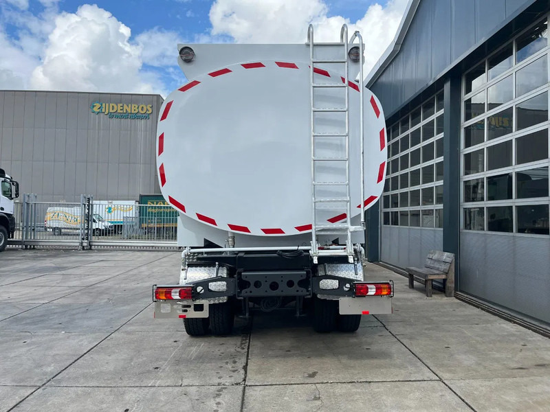 Mercedes-Benz Arocs 3340 6x4 Water Tank Truck - Tankwagen: das Bild 4 Mercedes-Benz Arocs 3340 6x4 Water Tank Truck - Tankwagen: das Bild 4