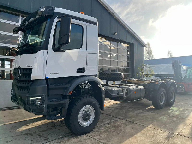 Mercedes-Benz Arocs 3340 A 6x6 Chassis cabin - Fahrgestell LKW: das Bild 1 Mercedes-Benz Arocs 3340 A 6x6 Chassis cabin - Fahrgestell LKW: das Bild 1