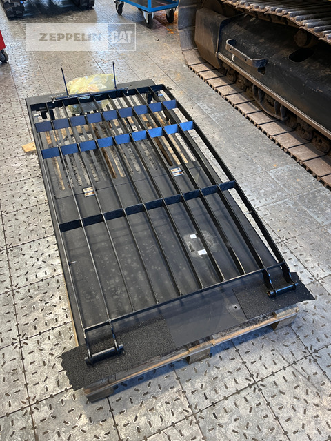 Komponenten Primärprodukte Kompo - Kühlergrill für Baumaschine: das Bild 1 Komponenten Primärprodukte Kompo - Kühlergrill für Baumaschine: das Bild 1