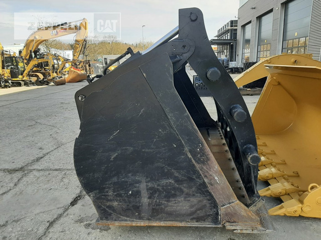 Resch-Ka-Tec HBS - Haltebügelscha - Schaufel für Baumaschine: das Bild 2 Resch-Ka-Tec HBS - Haltebügelscha - Schaufel für Baumaschine: das Bild 2