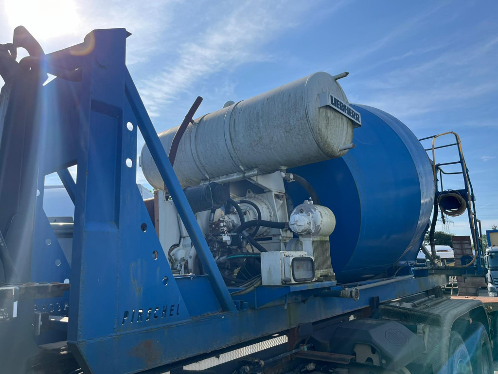 Abrollcontainer Betonmischaufbau mit sep. Motor - Abrollkipper: das Bild 3 Abrollcontainer Betonmischaufbau mit sep. Motor - Abrollkipper: das Bild 3