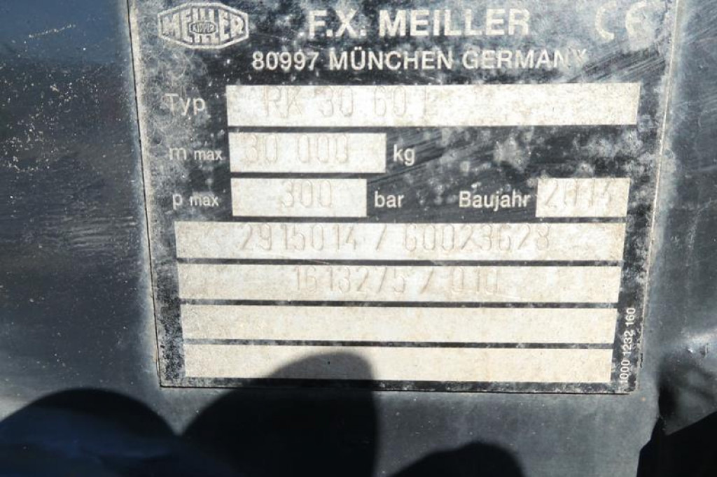 MAN TG-S 35.480 8x4 BL Abrollkipper mit Kran Penz-15L9.80+Meiller RK 30.60L Lenk-Lift Achse - Abrollkipper, Autokran: das Bild 4 MAN TG-S 35.480 8x4 BL Abrollkipper mit Kran Penz-15L9.80+Meiller RK 30.60L Lenk-Lift Achse - Abrollkipper, Autokran: das Bild 4