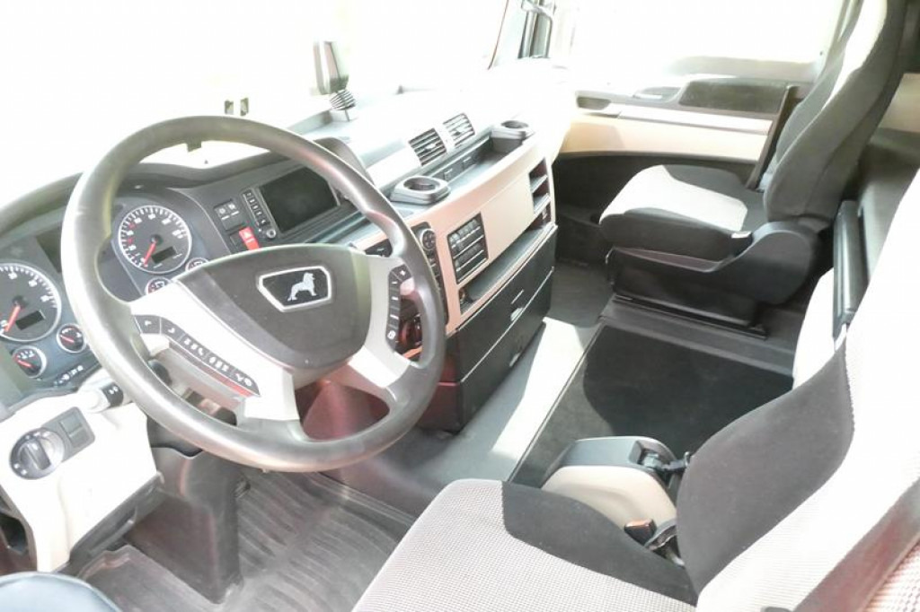 MAN TG-X 24.500 6x2-4 LL-U Pritsche Maschinentransporter - Pritsche LKW: das Bild 2 MAN TG-X 24.500 6x2-4 LL-U Pritsche Maschinentransporter - Pritsche LKW: das Bild 2