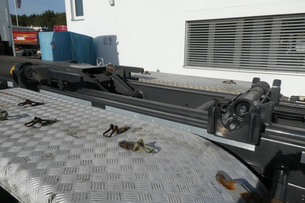 VOLVO (S) Truck FH 460 Abrollkipper Meiller 20.70, Funk - Abrollkipper: das Bild 2 VOLVO (S) Truck FH 460 Abrollkipper Meiller 20.70, Funk - Abrollkipper: das Bild 2