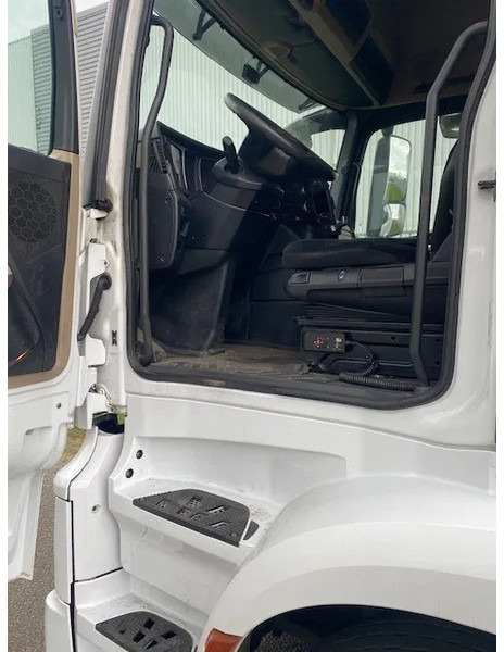 Mercedes-Benz Actros 1840 stream space cabine met spoilers zonneklep, apk gekeurd - Sattelzugmaschine: das Bild 5 Mercedes-Benz Actros 1840 stream space cabine met spoilers zonneklep, apk gekeurd - Sattelzugmaschine: das Bild 5