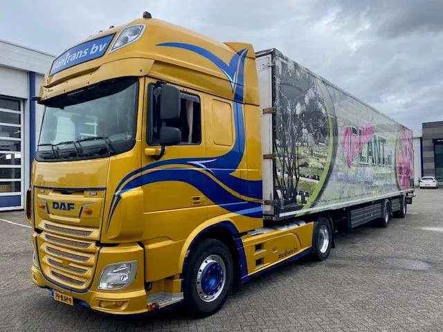 Vogelzang bloemen en planten oplegger 280 hoog deuren voor en achter, laadklep achter - Koffer Auflieger: das Bild 3 Vogelzang bloemen en planten oplegger 280 hoog deuren voor en achter, laadklep achter - Koffer Auflieger: das Bild 3