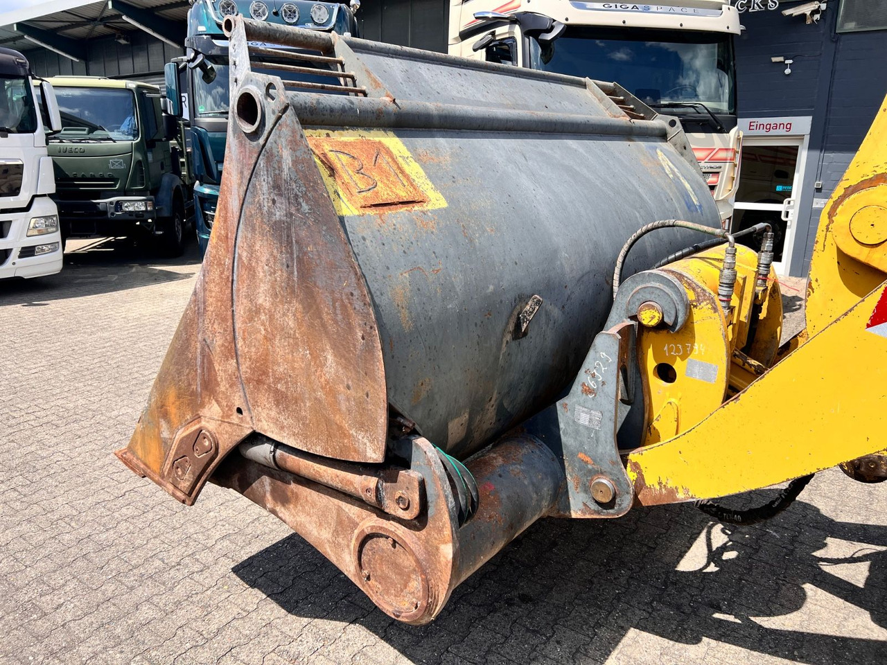 Komatsu WA 380-7 A Hochkippschaufel 4,5m³ Schnellwechsle - Radlader: das Bild 5 Komatsu WA 380-7 A Hochkippschaufel 4,5m³ Schnellwechsle - Radlader: das Bild 5