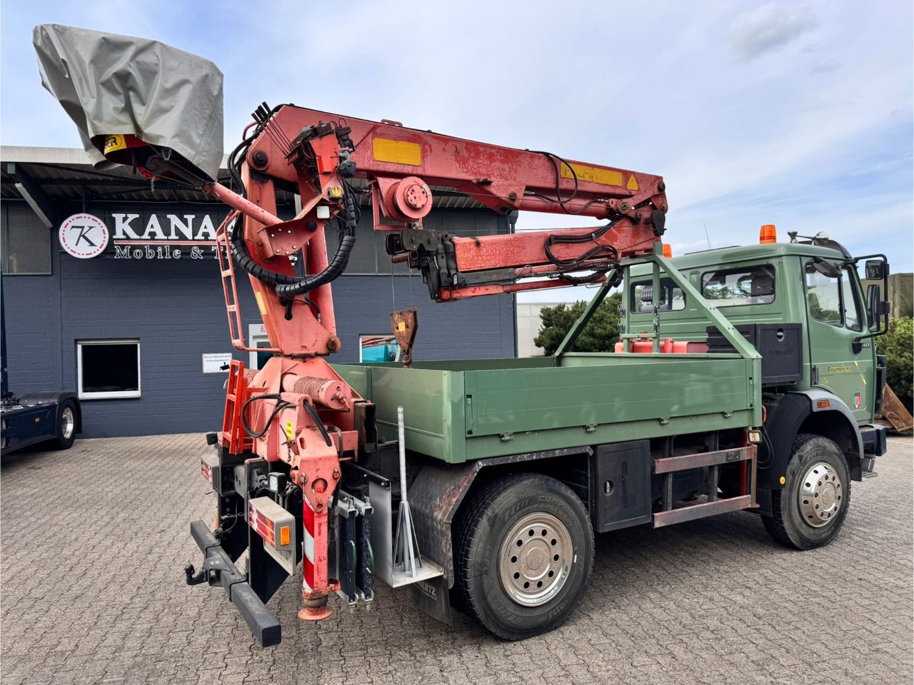 Mercedes-Benz 1417 AK Allrad Palfinger Montagekran 17,7m 64TKM - Autokran: das Bild 5 Mercedes-Benz 1417 AK Allrad Palfinger Montagekran 17,7m 64TKM - Autokran: das Bild 5