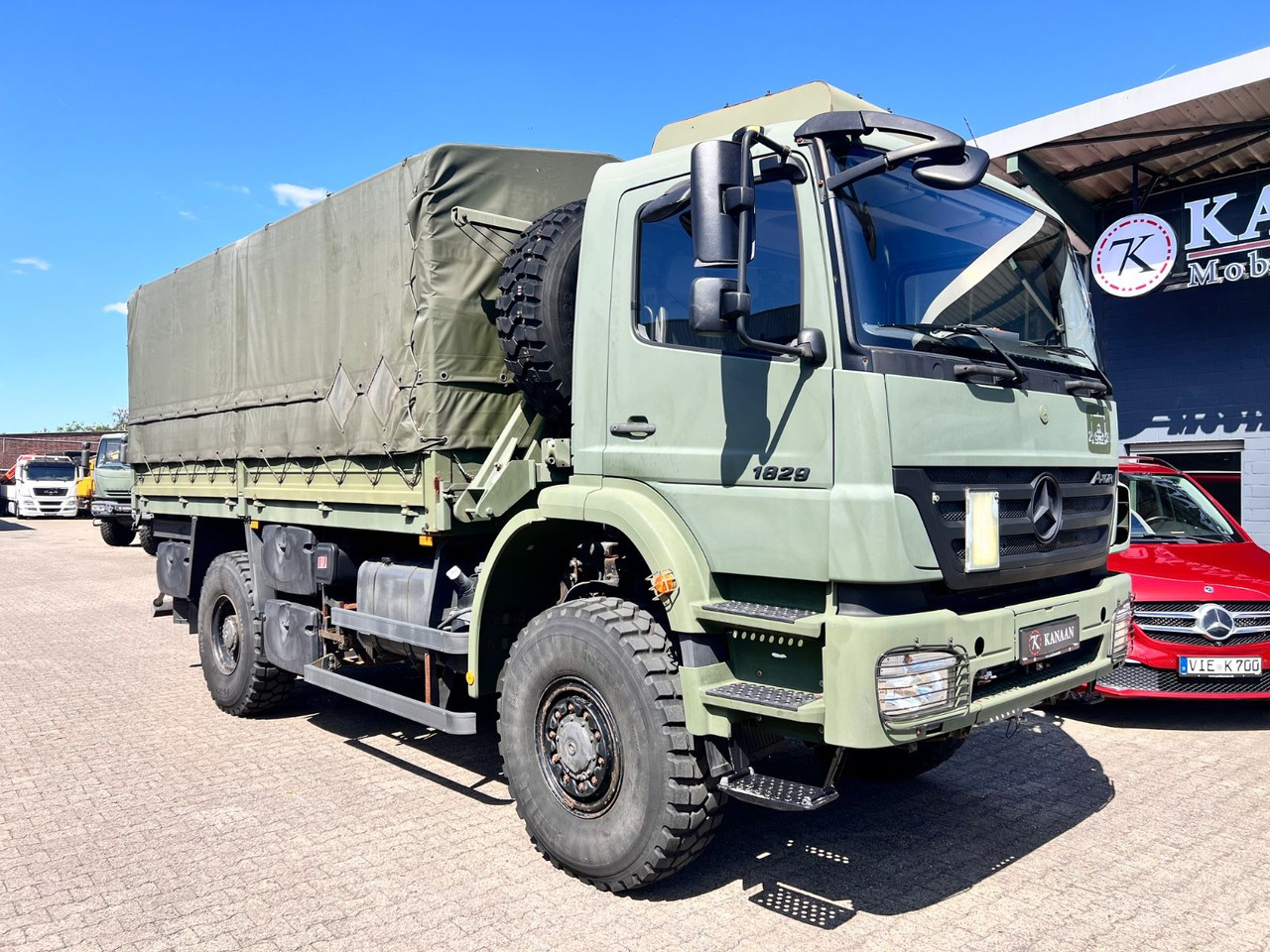 Mercedes-Benz 1829 A Axor 4x4 EX- 31 TKM Camper Expedi - Plane LKW: das Bild 1 Mercedes-Benz 1829 A Axor 4x4 EX- 31 TKM Camper Expedi - Plane LKW: das Bild 1