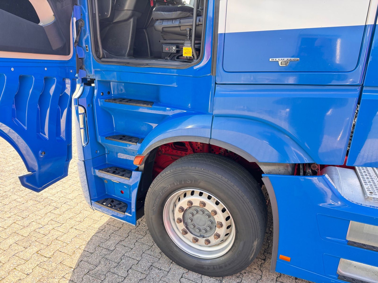Sattelzugmaschine Mercedes-Benz 1848 LL  Actros GIGA Hydra Walkingfloor/ Kipper: das Bild 6
