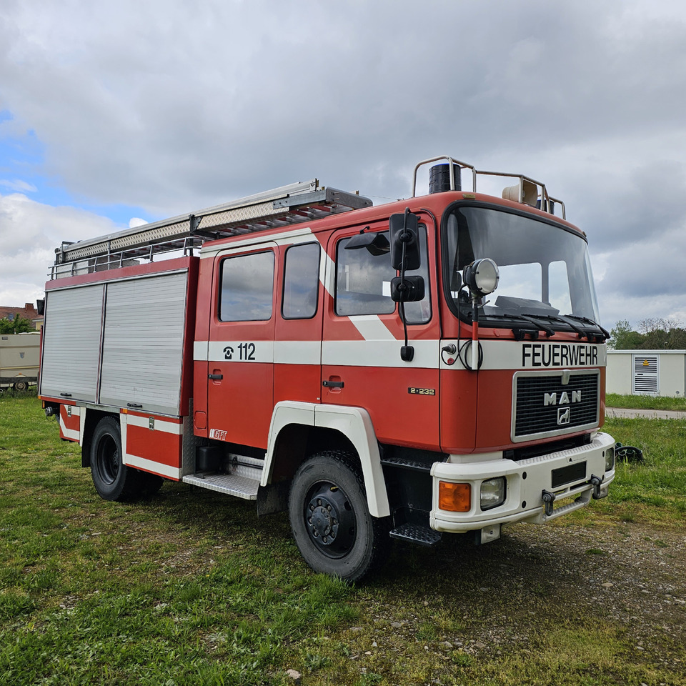 MAN 12.232 Feuerwehr Firetruck Autobomba - Feuerwehrfahrzeug: das Bild 1 MAN 12.232 Feuerwehr Firetruck Autobomba - Feuerwehrfahrzeug: das Bild 1
