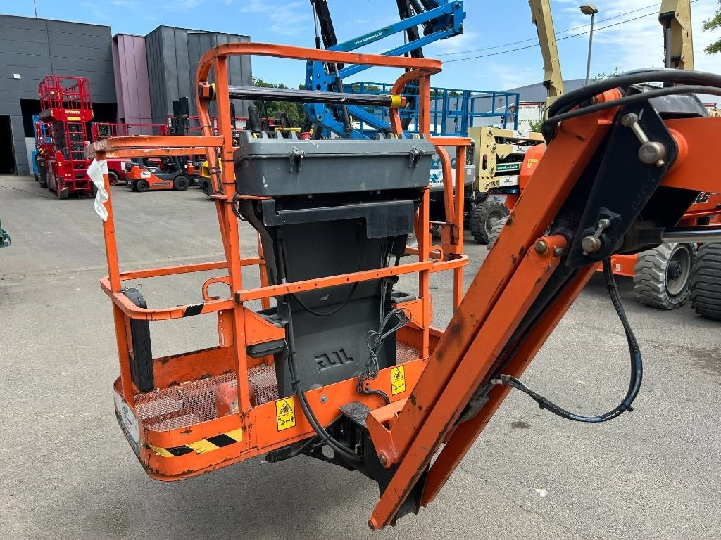JLG E 450 AJ - Gelenkarmbühne: das Bild 5 JLG E 450 AJ - Gelenkarmbühne: das Bild 5