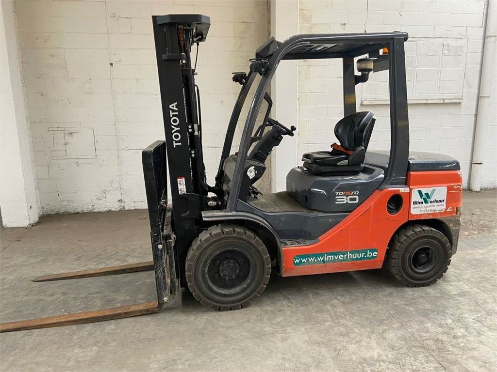 Toyota 52-8FDF30 (6317) - Dieselstapler: das Bild 1 Toyota 52-8FDF30 (6317) - Dieselstapler: das Bild 1