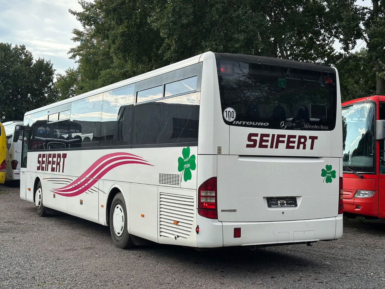 Mercedes-Benz O560 Intouro (EEV*Schalt) - Überlandbus: das Bild 2 Mercedes-Benz O560 Intouro (EEV*Schalt) - Überlandbus: das Bild 2