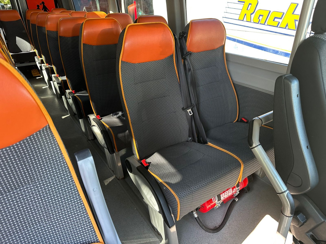 Mercedes-Benz Sprinter 516 CDi (DE*Klima*24 Sitze) - Kleinbus, Personentransporter: das Bild 5 Mercedes-Benz Sprinter 516 CDi (DE*Klima*24 Sitze) - Kleinbus, Personentransporter: das Bild 5