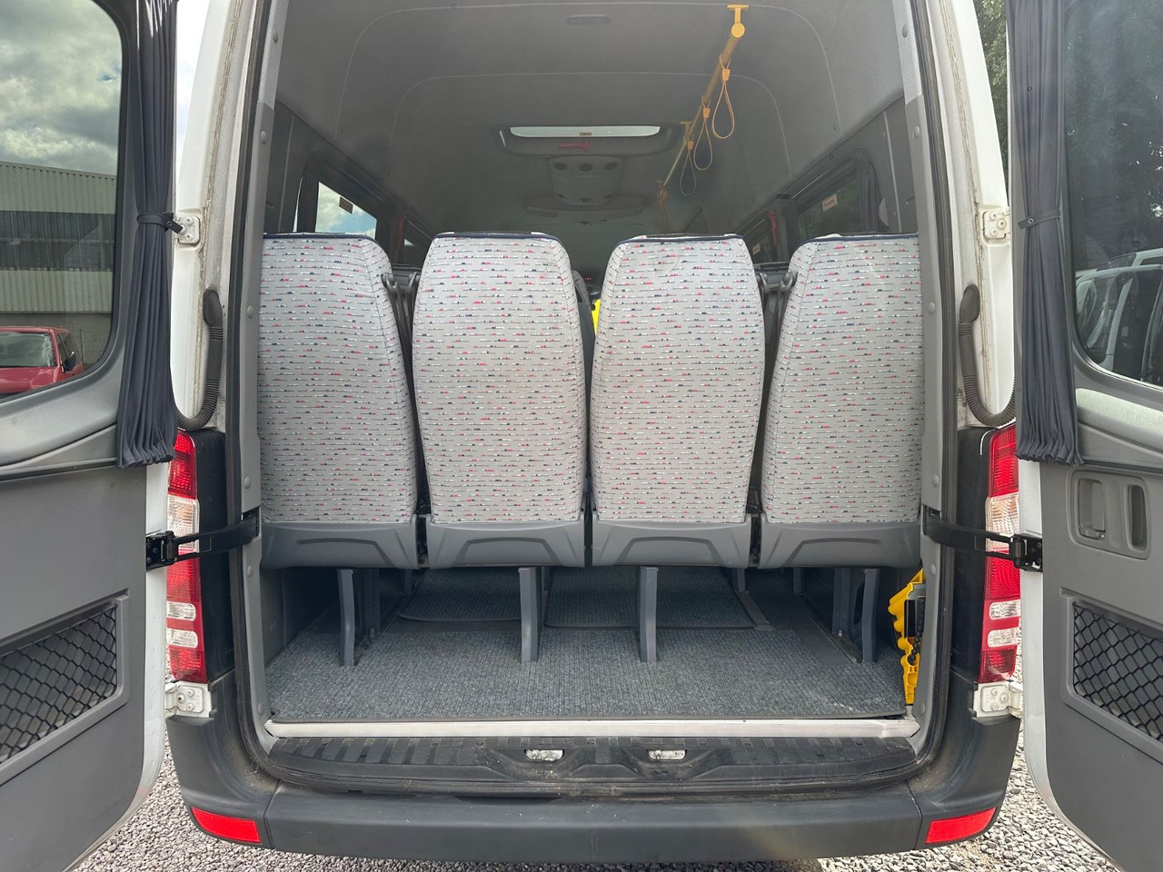 Mercedes-Benz Sprinter 516 CDi - Kleinbus, Personentransporter: das Bild 4 Mercedes-Benz Sprinter 516 CDi - Kleinbus, Personentransporter: das Bild 4