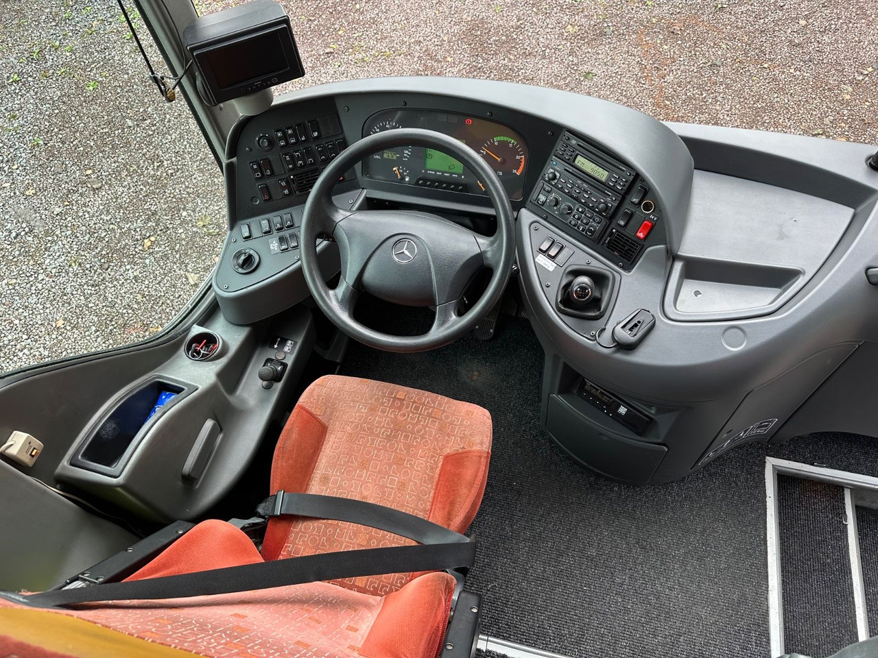 Mercedes-Benz Tourismo O350 16 RHD-M (56 Sitze*DE*TOP) - Reisebus: das Bild 5 Mercedes-Benz Tourismo O350 16 RHD-M (56 Sitze*DE*TOP) - Reisebus: das Bild 5