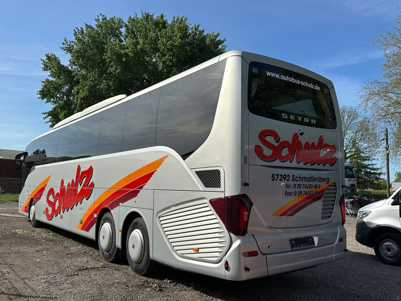 Setra S 517 HD (55 Sitze*Euro 6*TOP) - Reisebus: das Bild 2 Setra S 517 HD (55 Sitze*Euro 6*TOP) - Reisebus: das Bild 2