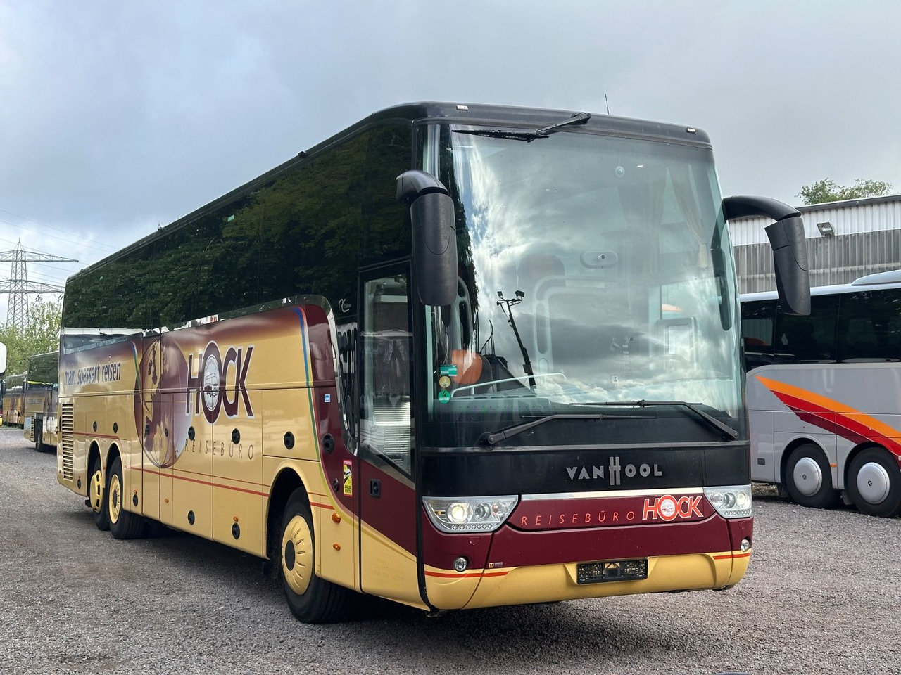 Vanhool TX17 Astron (TOP*57 Sitze) 417 HDH/ 517 HDH - Reisebus: das Bild 2 Vanhool TX17 Astron (TOP*57 Sitze) 417 HDH/ 517 HDH - Reisebus: das Bild 2