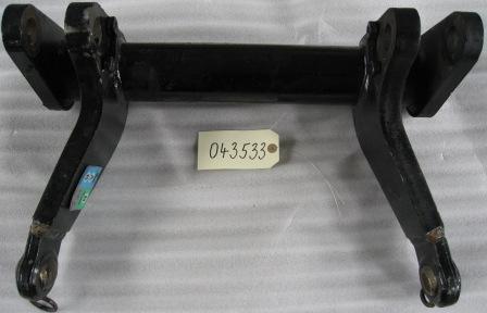 MERLO 3 Punkt Arm Multifarmer Nr. 043533 - Rahmen/ Chassis für Teleskoplader: das Bild 1 MERLO 3 Punkt Arm Multifarmer Nr. 043533 - Rahmen/ Chassis für Teleskoplader: das Bild 1